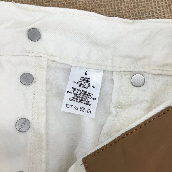 Aeropostal Aero Women’s 90’s High Rise Distressed Jean Short NWT Size 6 - Picture 8 of 8